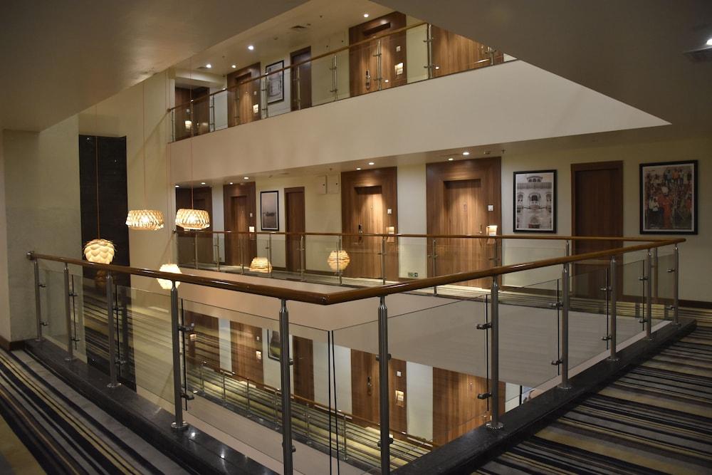 Lemon Tree Premier, Patna Hotel Patna  Buitenkant foto