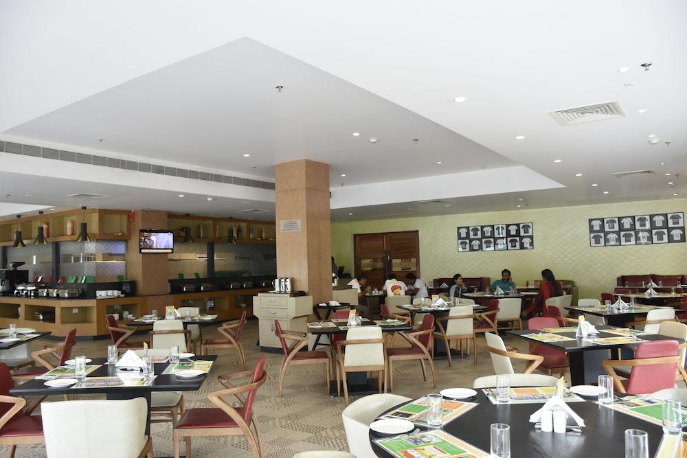 Lemon Tree Premier, Patna Hotel Patna  Buitenkant foto
